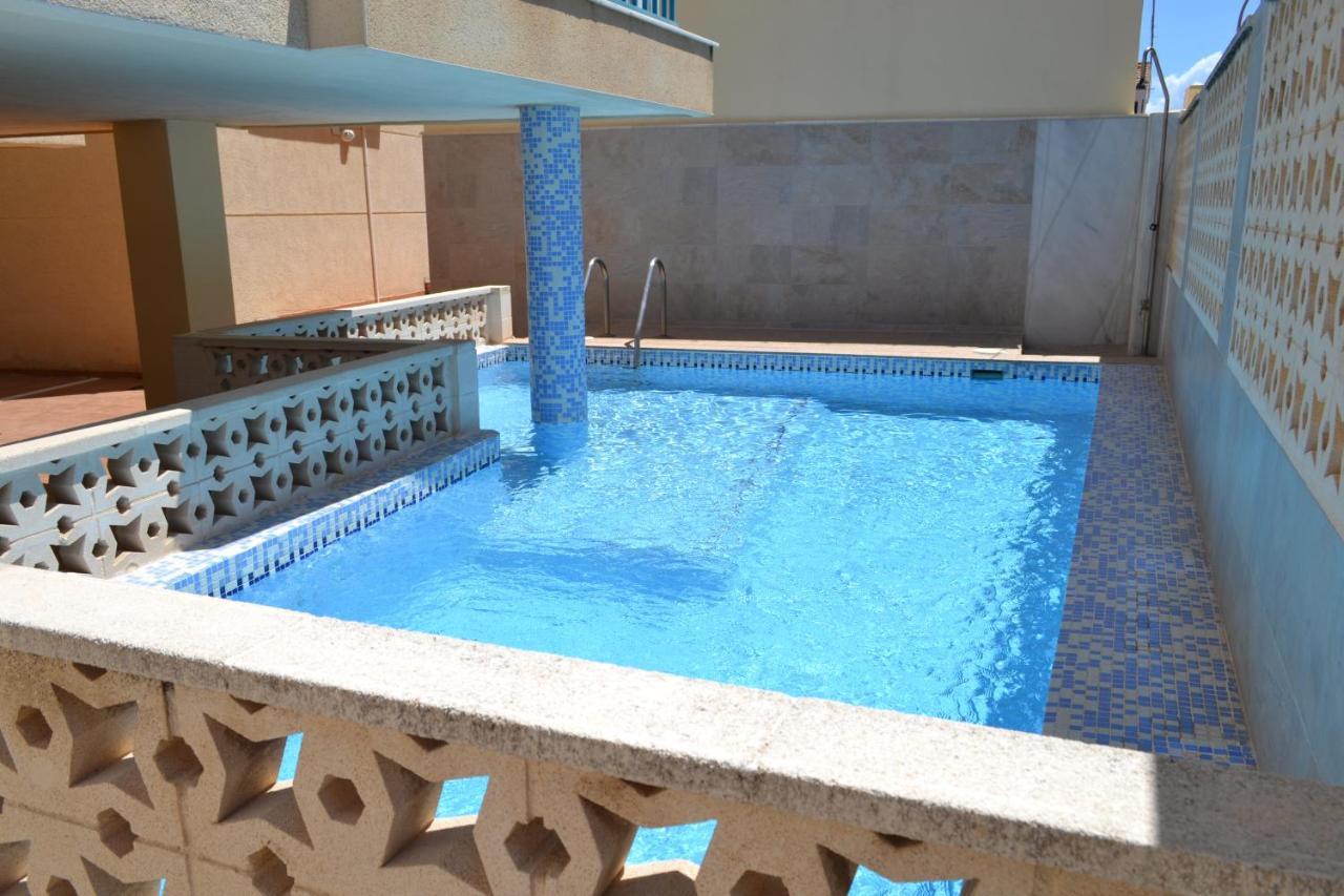 Triplex A 200 Metros De La Playa Apartman Gandía Kültér fotó