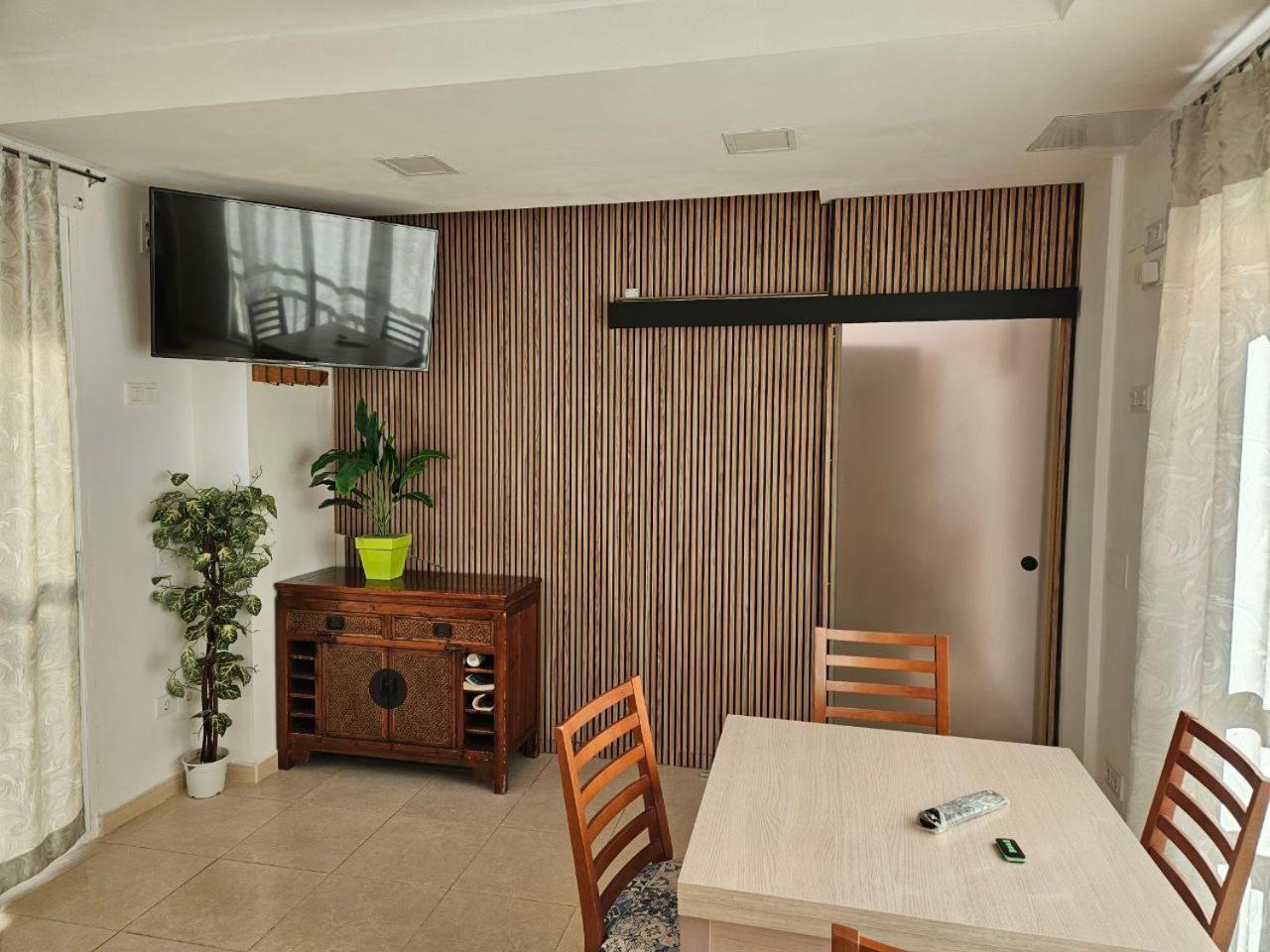 Triplex A 200 Metros De La Playa Apartman Gandía Kültér fotó